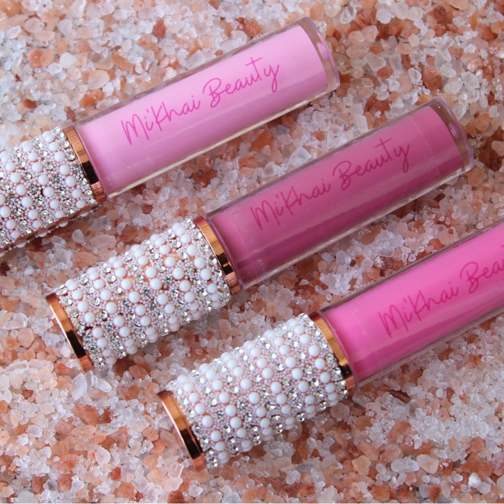 Beautiful Pink glosses for the summertime